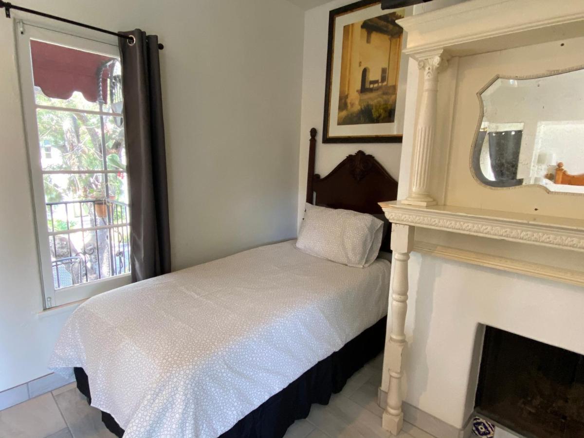 סנטה ברברה Villa Rosa Inn מראה חיצוני תמונה