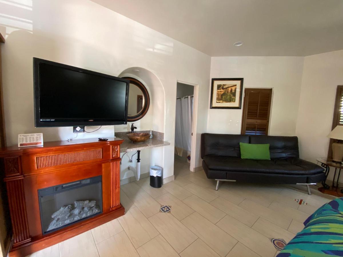סנטה ברברה Villa Rosa Inn מראה חיצוני תמונה