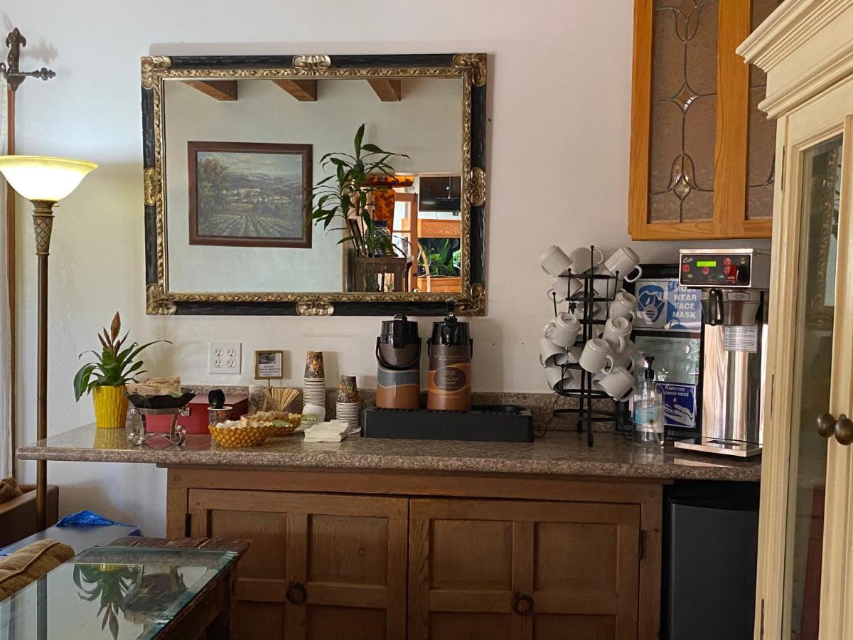 סנטה ברברה Villa Rosa Inn מראה חיצוני תמונה