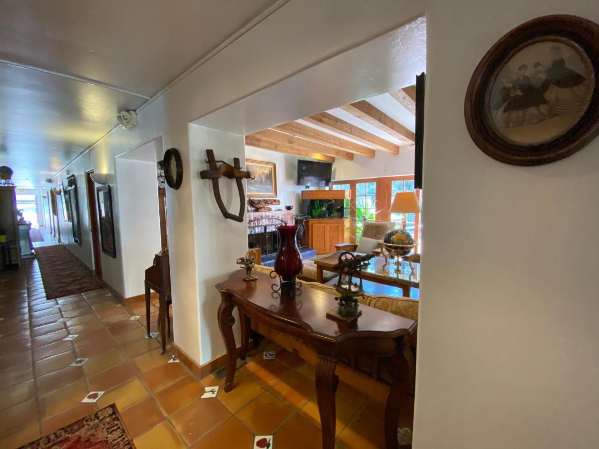 סנטה ברברה Villa Rosa Inn מראה חיצוני תמונה