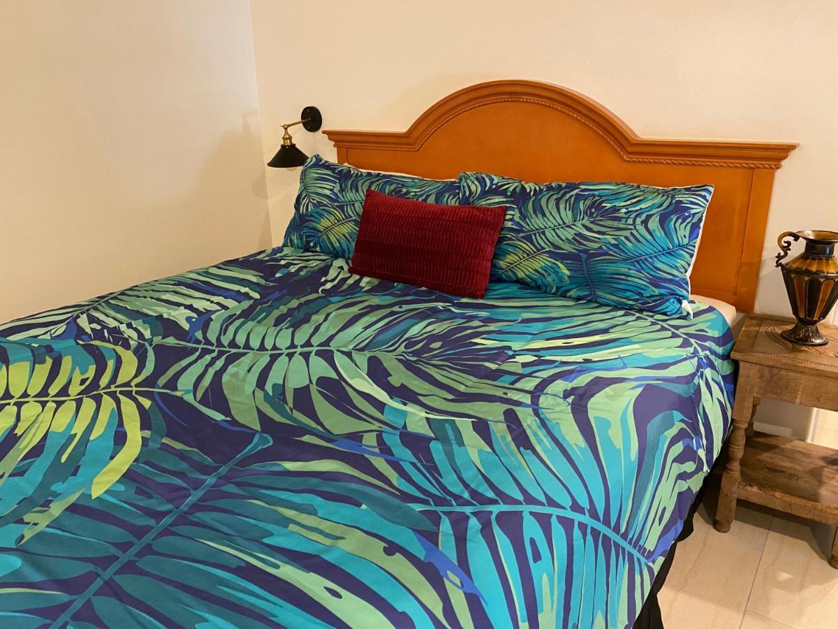 סנטה ברברה Villa Rosa Inn מראה חיצוני תמונה