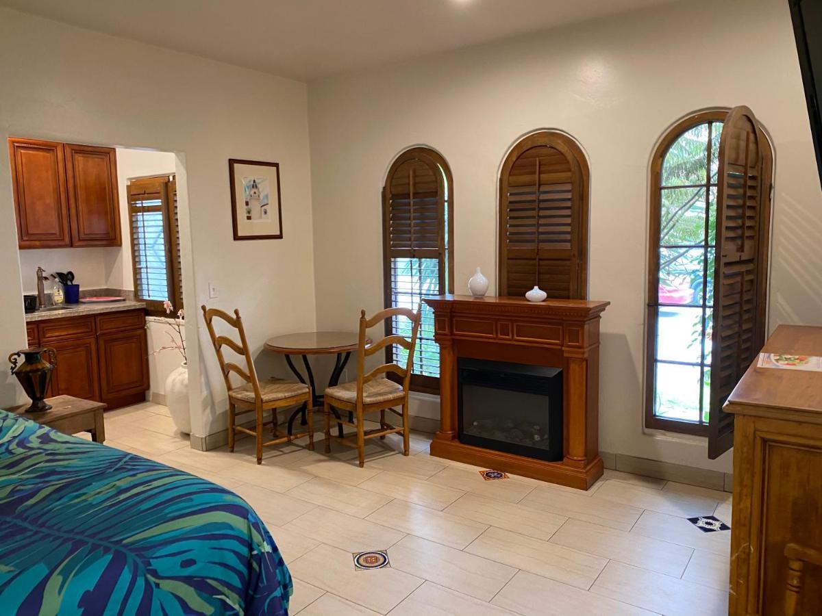 סנטה ברברה Villa Rosa Inn מראה חיצוני תמונה