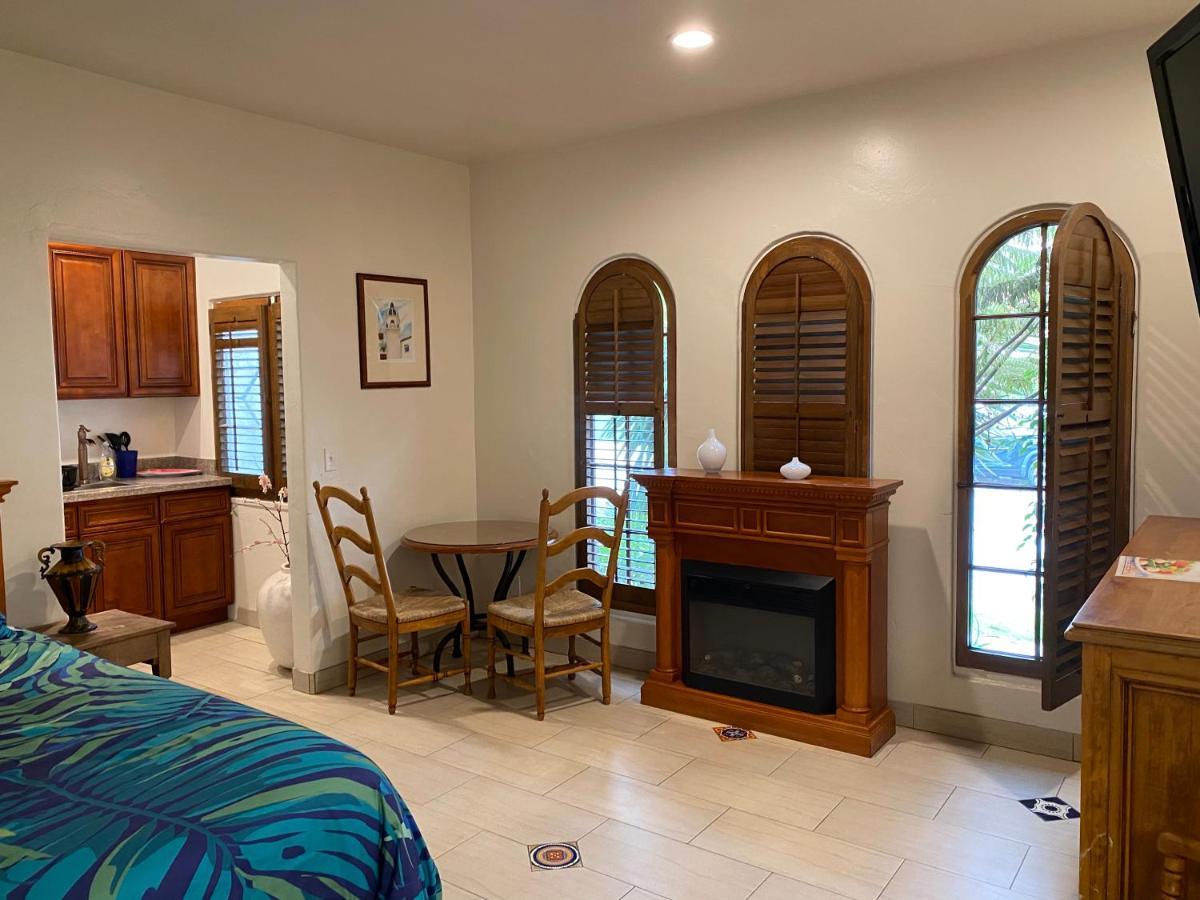 סנטה ברברה Villa Rosa Inn מראה חיצוני תמונה